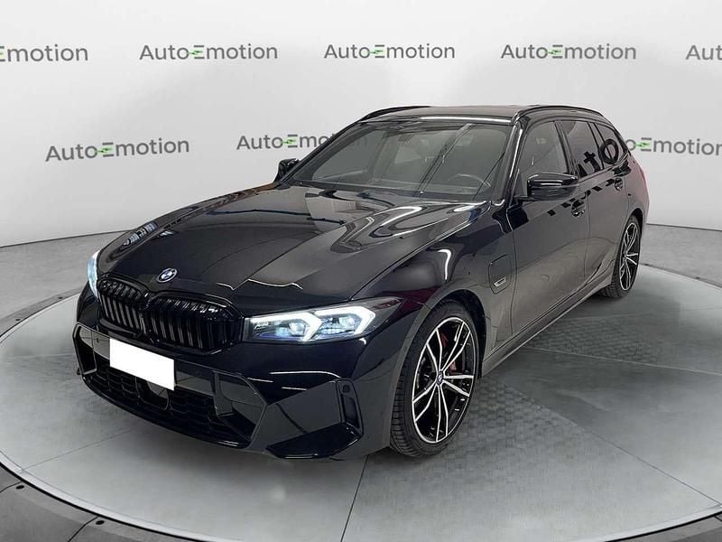 Nero Usata 2023 BMW 320e M Sport Station wagon | 33.800 € (Super prezzo) - Immagine 1/4