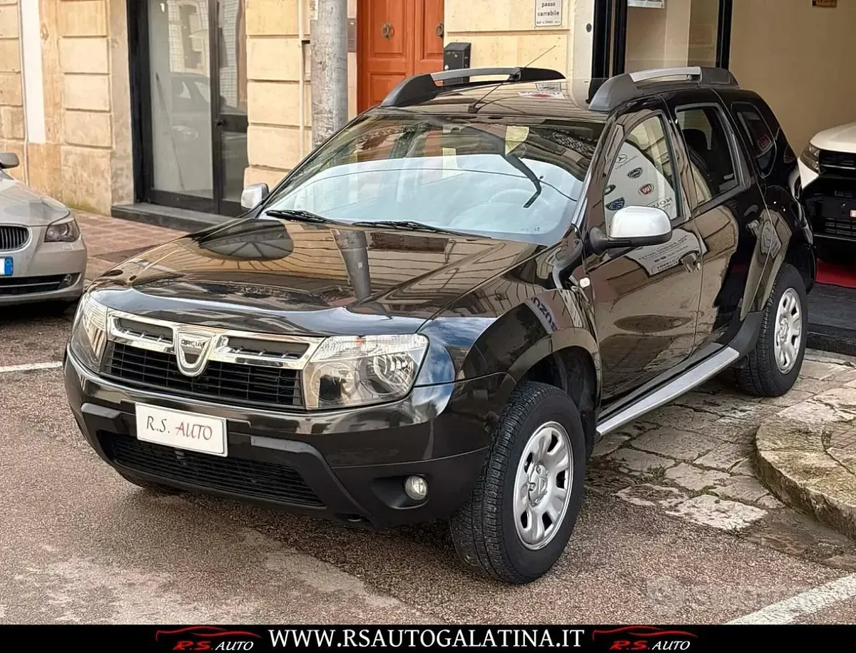 Usata Dacia Duster 105 CV (77 kW) 2011 Nero SUV