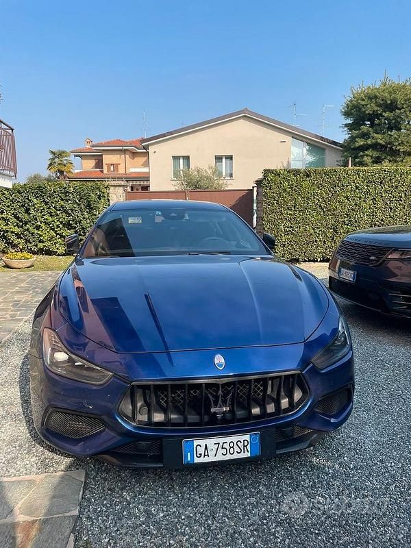 Usata Maserati GranSport 250 CV (183 kW) 2020 Blu Berlina