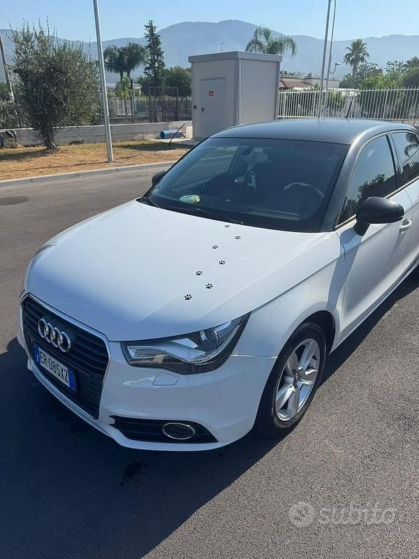 Usata 2013 Audi A1 Tre volumi | 8000 € - Immagine 1/4