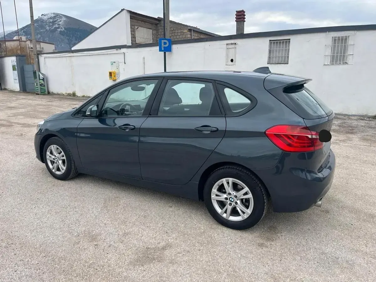 Usata BMW 216 Active Tourer Advantage 116 CV (85 kW) 2016 Blu Monovolume