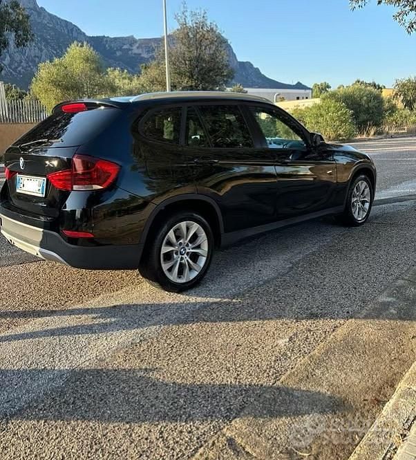 Usata BMW X1 143 CV (105 kW) 2014 Nero SUV