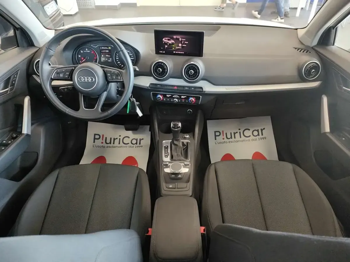 Usata Audi Q2 150 CV (110 kW) 2022 Bianco SUV