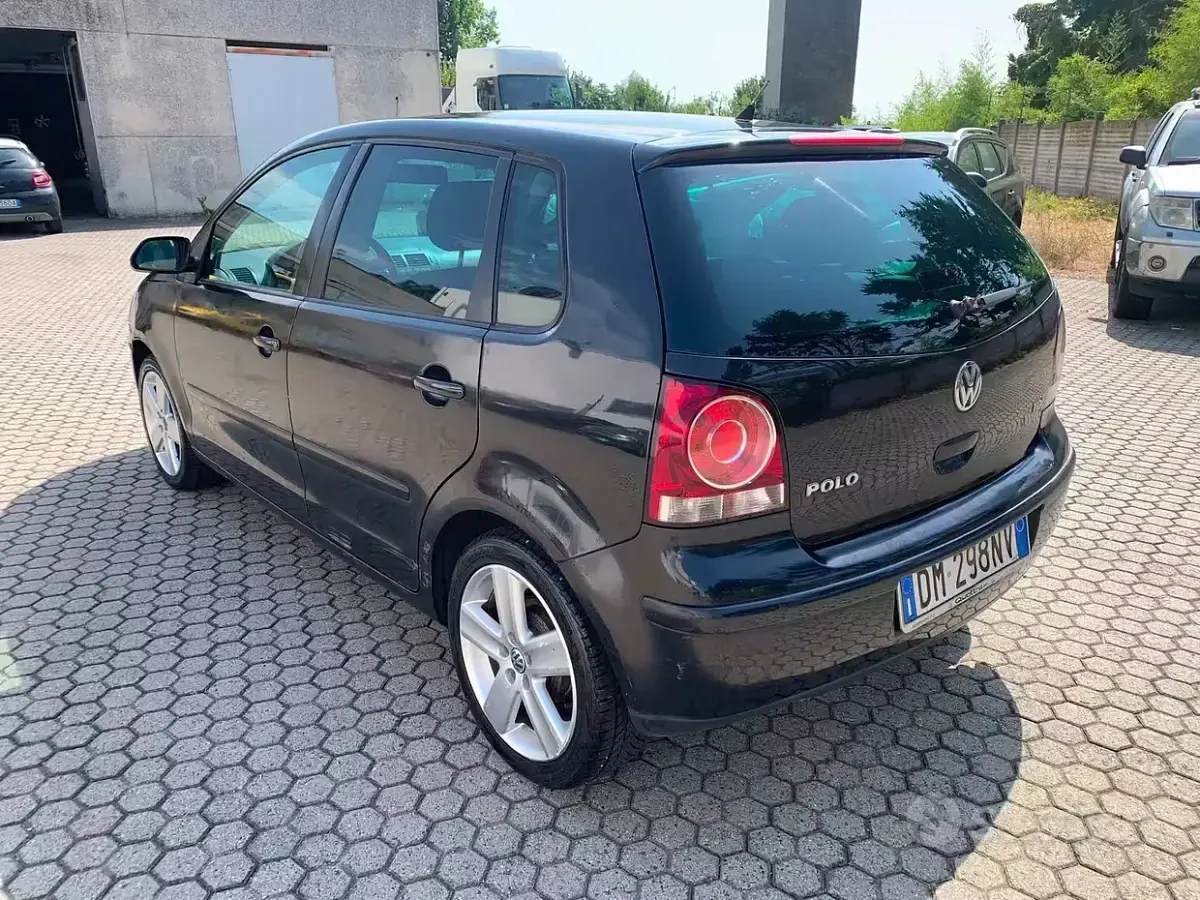 Usata VW Polo Sportline 80 CV (58 kW) 2008 Nero Utilitaria