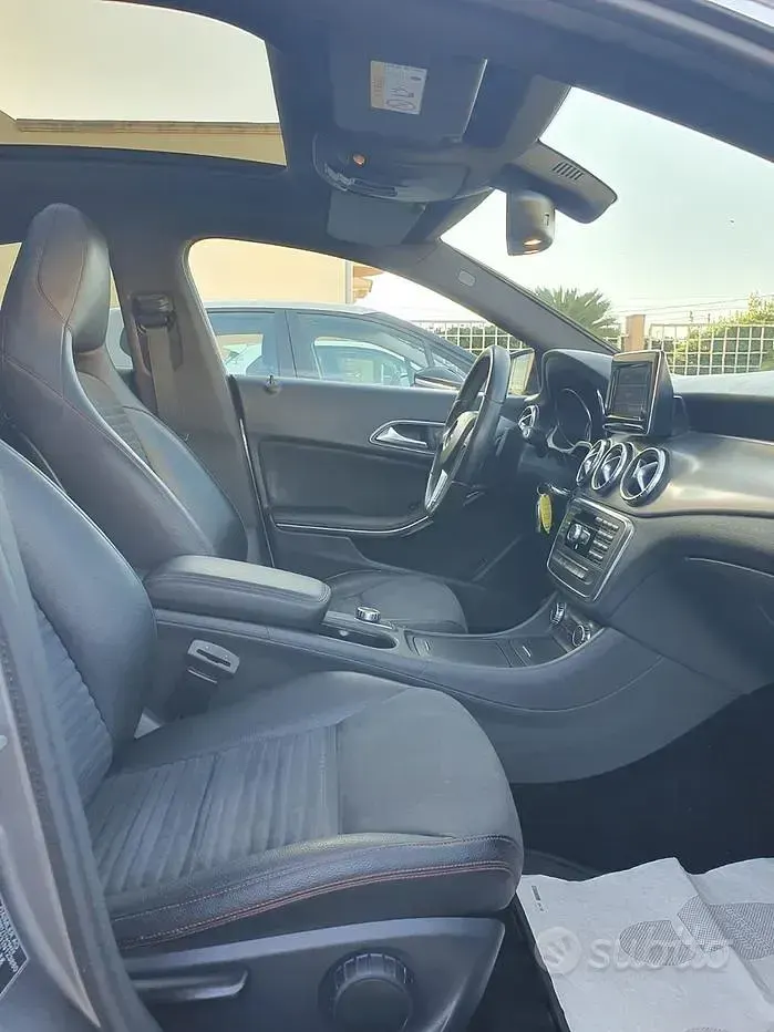 Usata Mercedes CLA220 170 CV (125 kW) 2014 Grigio Coupé