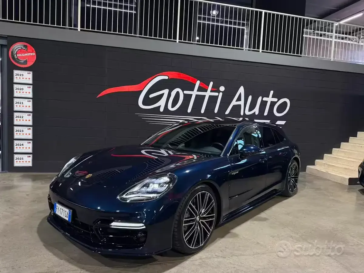 Usata Porsche Panamera Sport Turismo 330 CV (242 kW) 2019 Blu Station wagon
