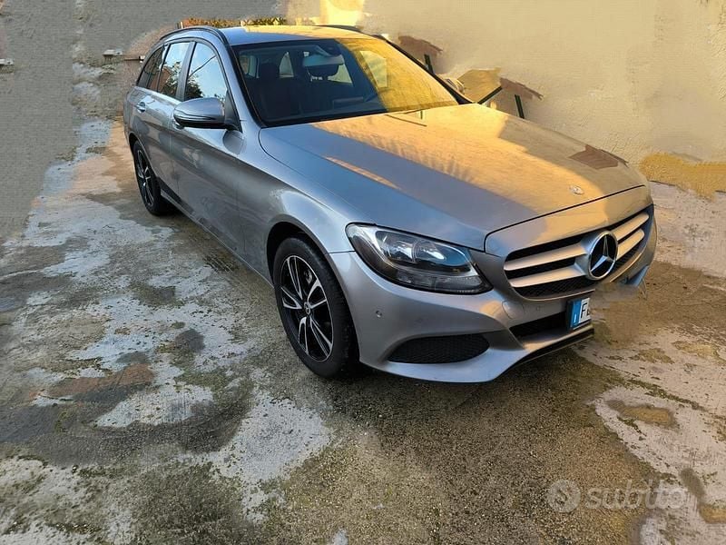 Usata Mercedes C200 136 CV (100 kW) 2015 Grigio Station wagon