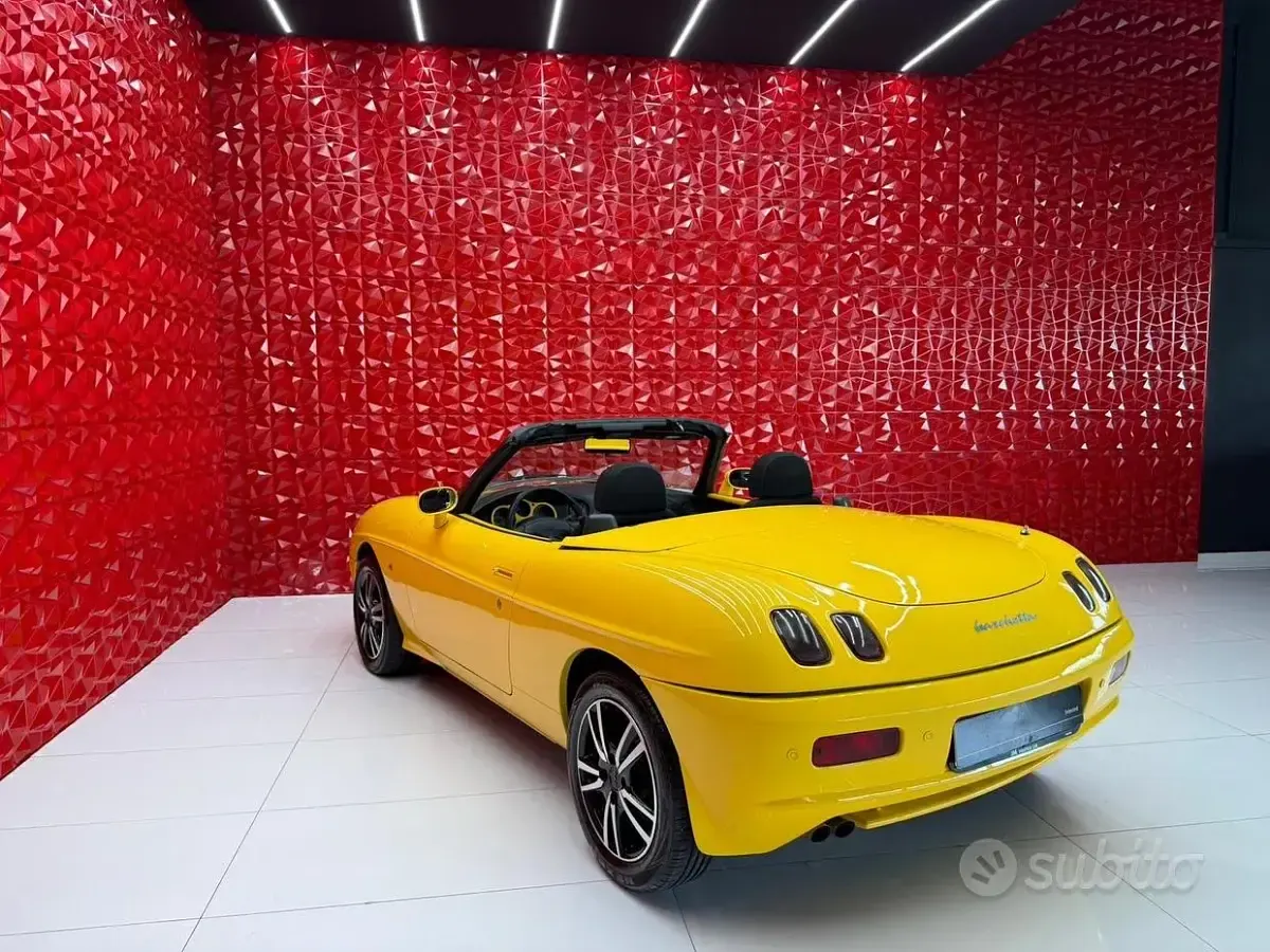 Usata Fiat Barchetta 131 CV (96 kW) 1995 Giallo Cabrio