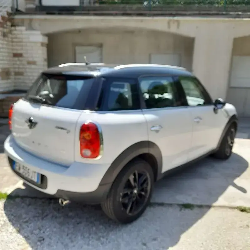 Usata Mini Cooper D Countryman Business 111 CV (81 kW) 2014 SUV