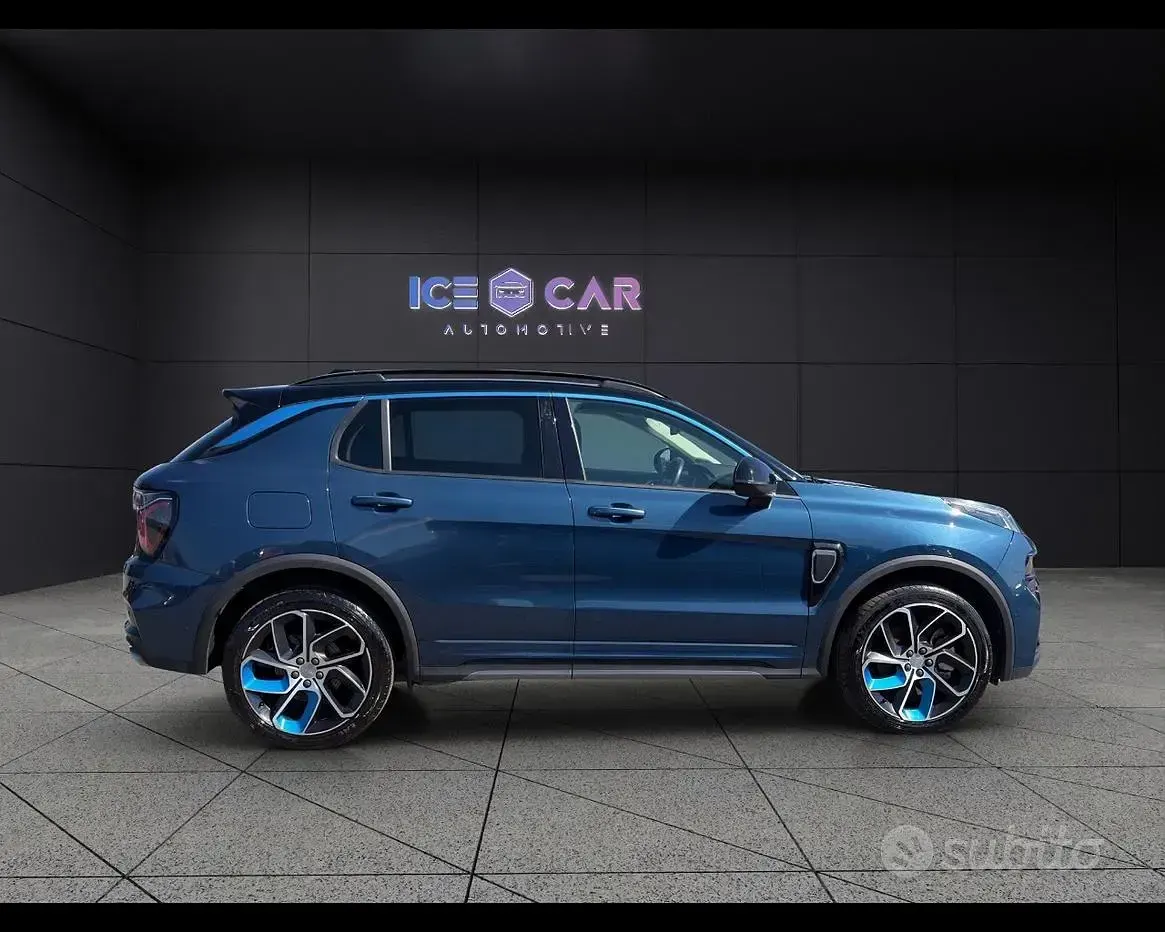 Usata Lynk & Co 01 179 CV (131 kW) 2023 Bluazzurro SUV