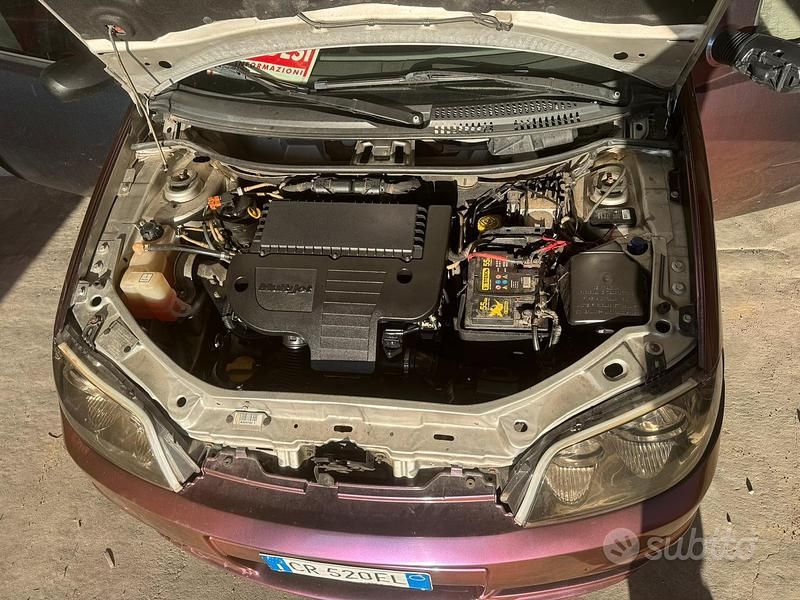 Usata Fiat Punto 90 CV (66 kW) 2008 Berlina