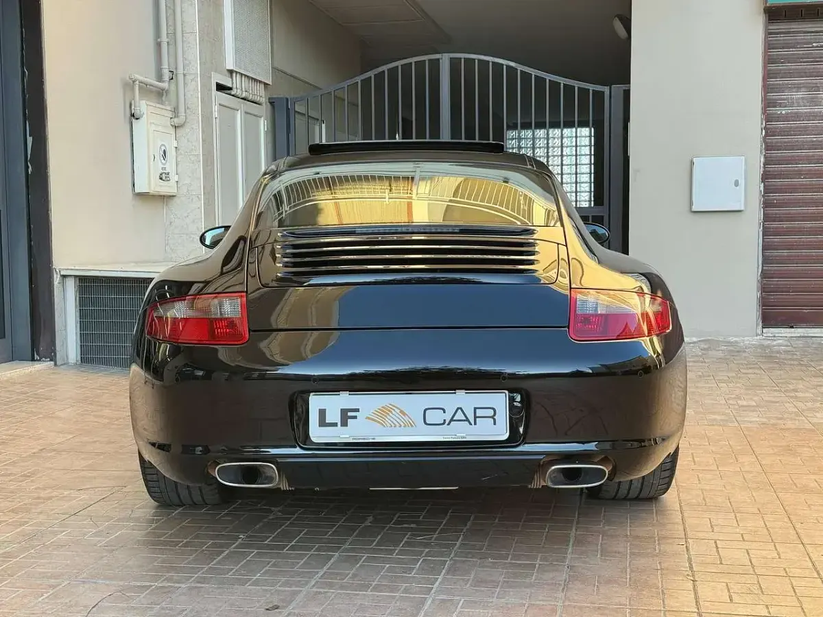Usata Porsche 911 Carrera 325 CV (239 kW) 2005 Nero Coupé