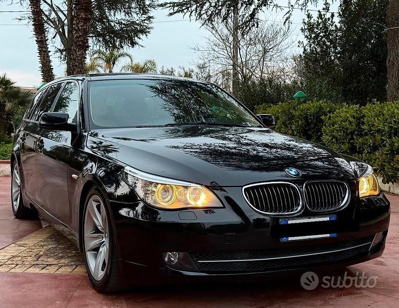 Usata BMW 525 197 CV (144 kW) 2008 Nero Station wagon
