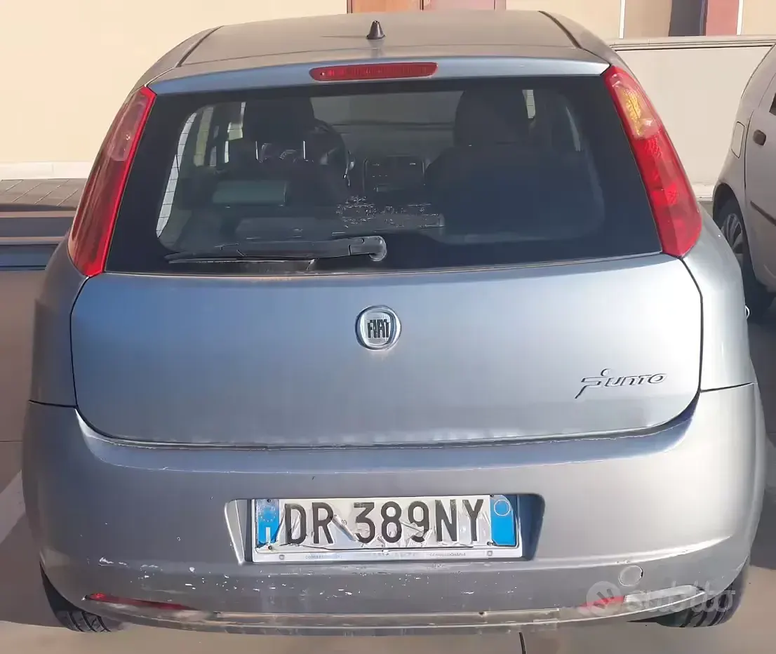 Usata Fiat Grande Punto 65 CV (47 kW) 2008 Giallo Utilitaria