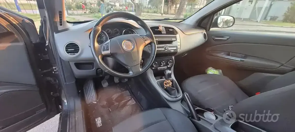 Usata Fiat Bravo 120 CV (88 kW) 2011 Grigio Utilitaria