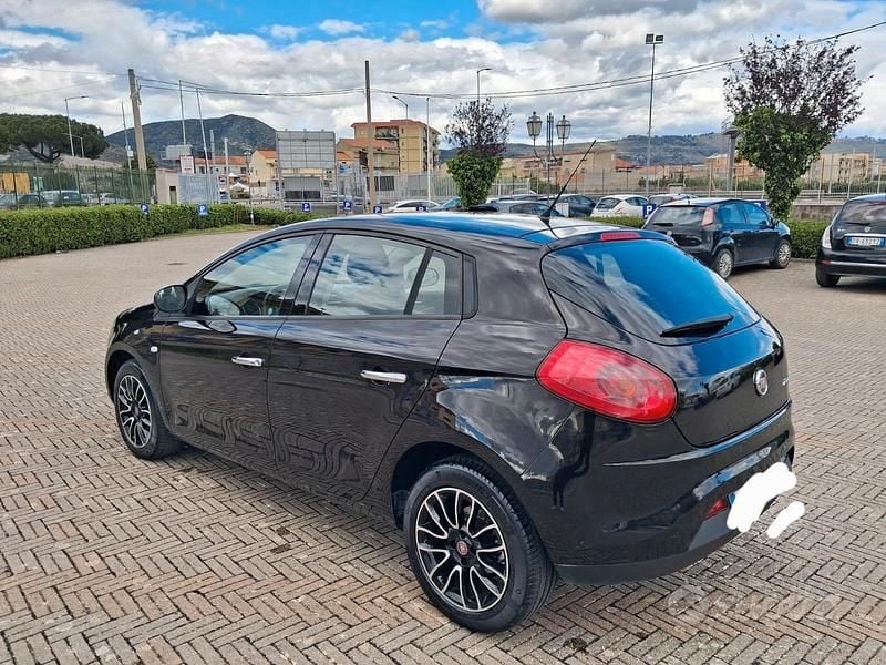 Usata Fiat Bravo 105 CV (77 kW) 2014 Nero Utilitaria