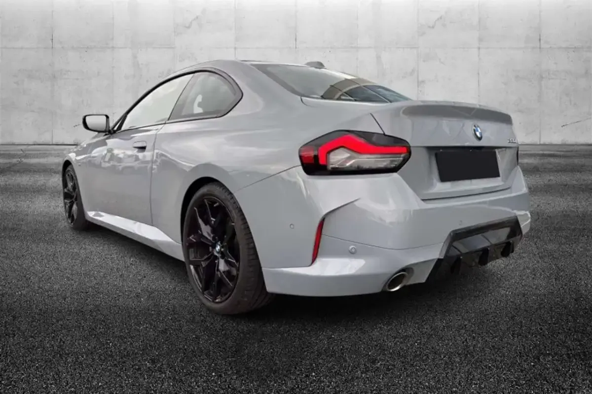 Usata BMW 220 M Sport 184 CV (135 kW) 2025 Grigio Coupé