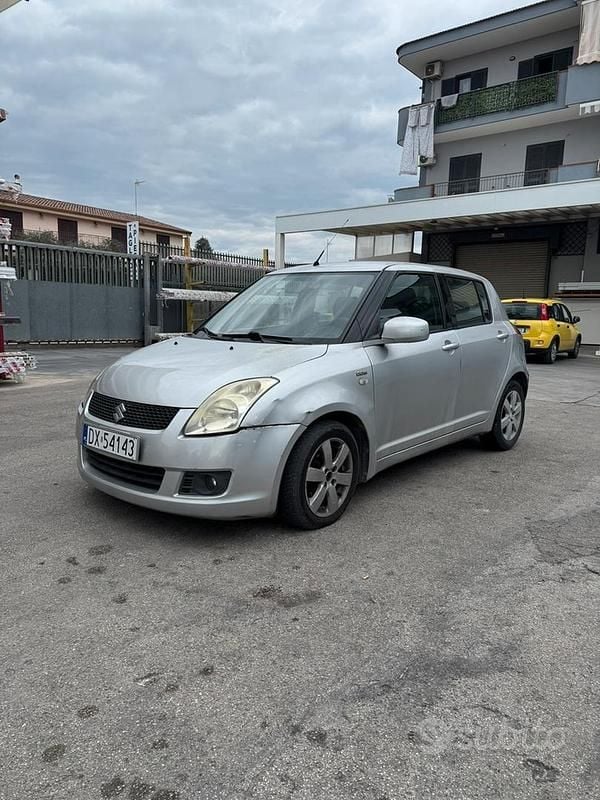 Usata Suzuki Swift GL 75 CV (55 kW) 2009 Grigio Utilitaria
