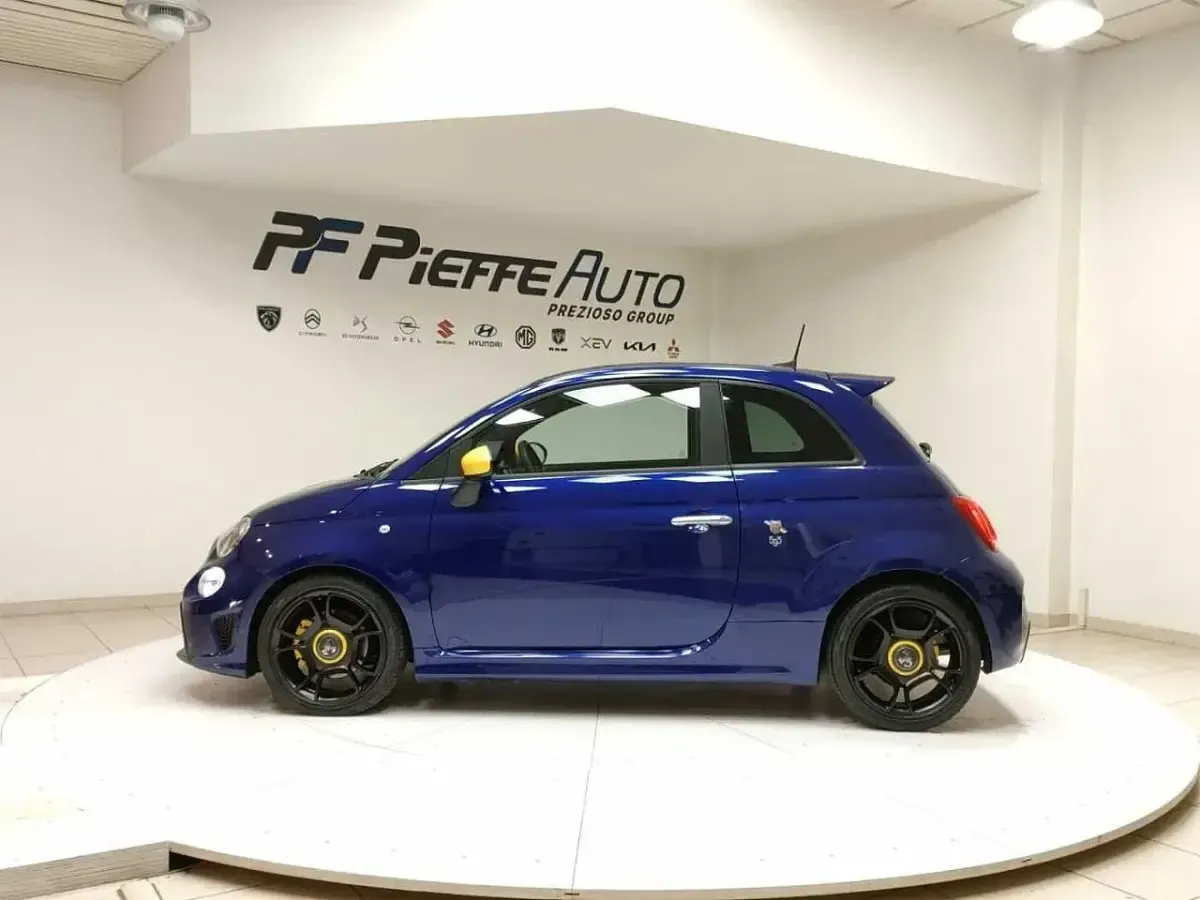 Usata Abarth 595 Pista 160 CV (117 kW) 2018 Blu Utilitaria