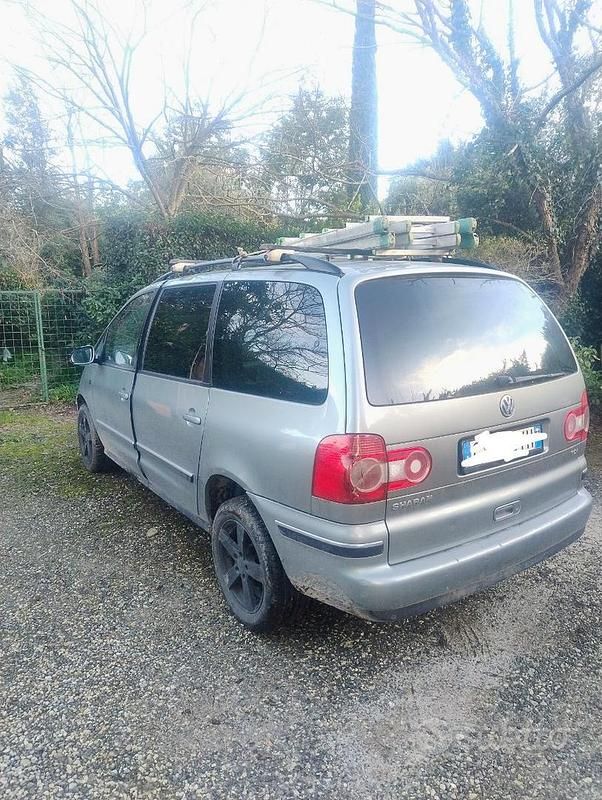 Usata VW Sharan 115 CV (84 kW) 2005 Grigio Monovolume