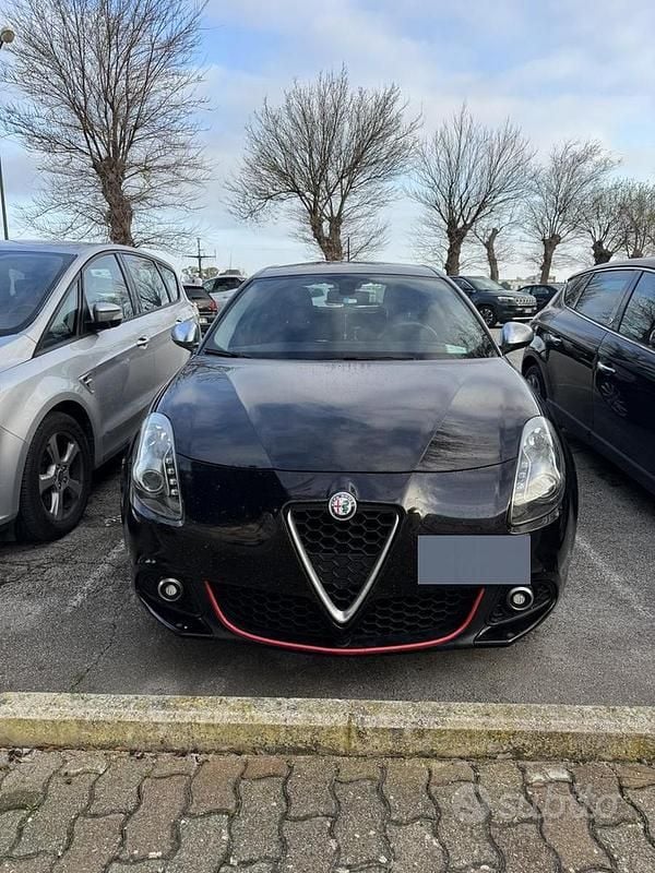 Usata Alfa Romeo Giulietta 120 CV (88 kW) 2017 Nero Utilitaria