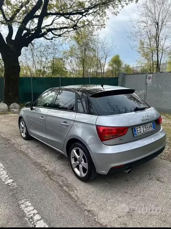 Usata Audi A1 Sportback 90 CV (66 kW) 2015 Grigio Utilitaria
