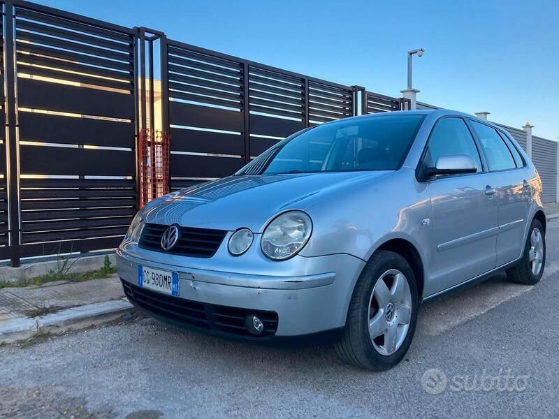 Usata VW Polo 101 CV (74 kW) 2003 Grigio Utilitaria