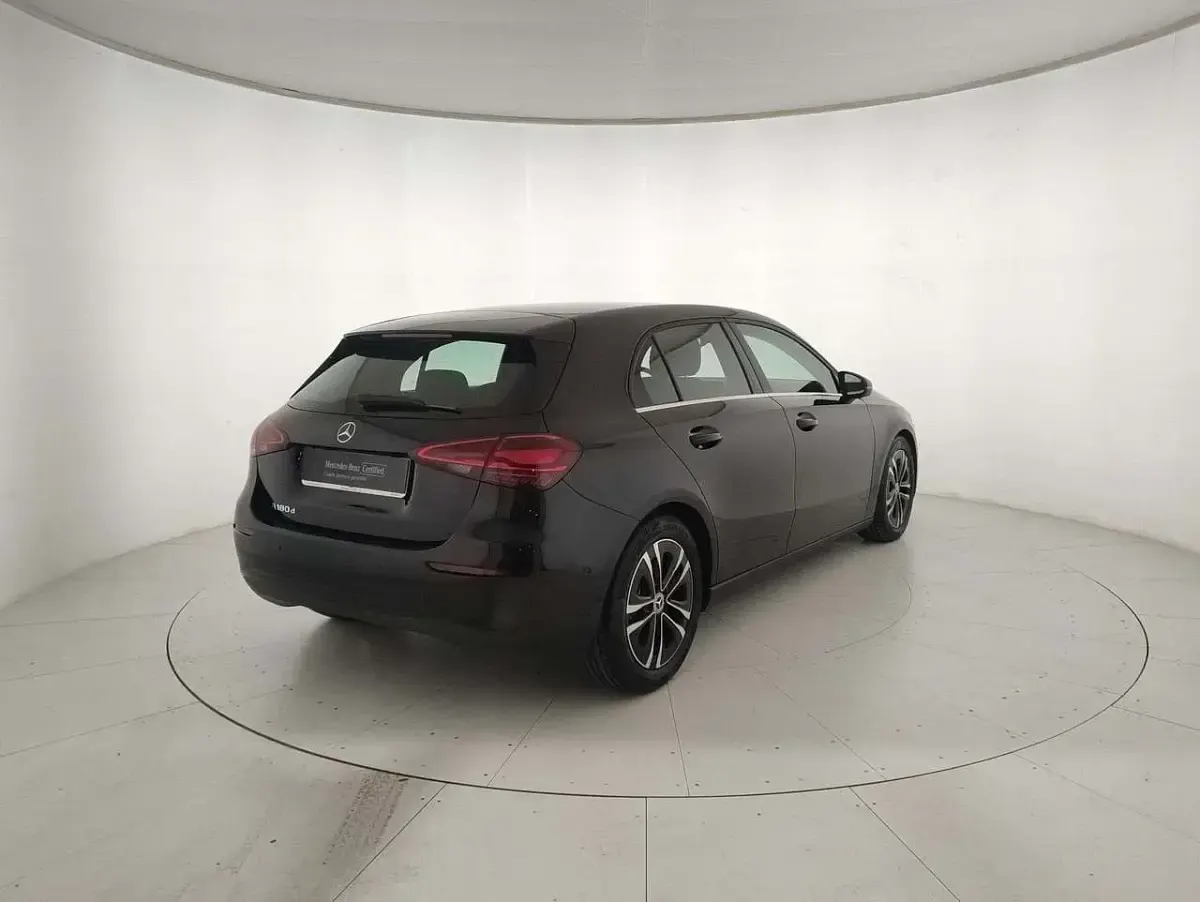 Usata Mercedes A180 Advanced 116 CV (85 kW) 2023 Nero Berlina