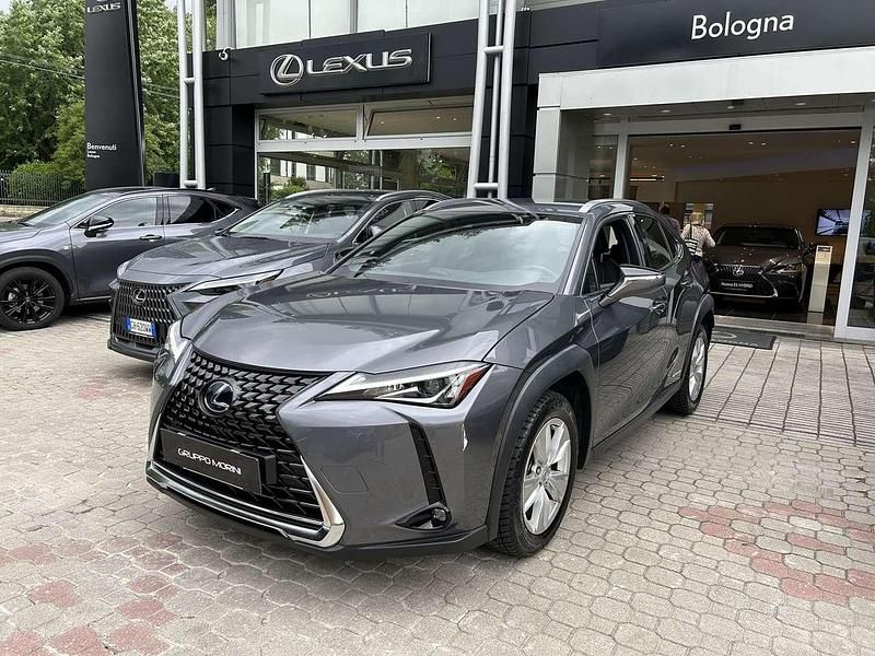 Usata Lexus UX 250h Executive Line 184 CV (135 kW) 2022 Grigio SUV