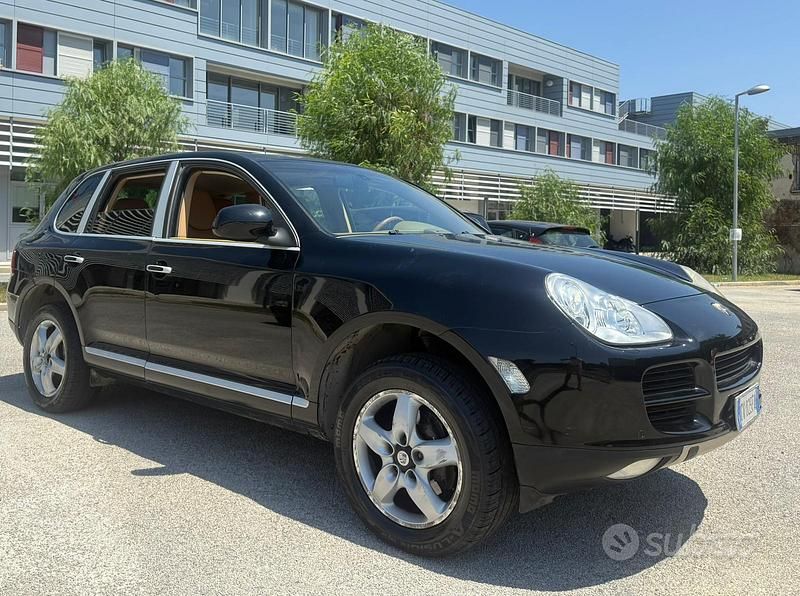 Usata 2005 Porsche Cayenne SUV | 7500 € - Immagine 1/4