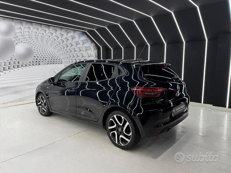 Usata Renault Clio V Zen 101 CV (74 kW) 2020 Nero Berlina