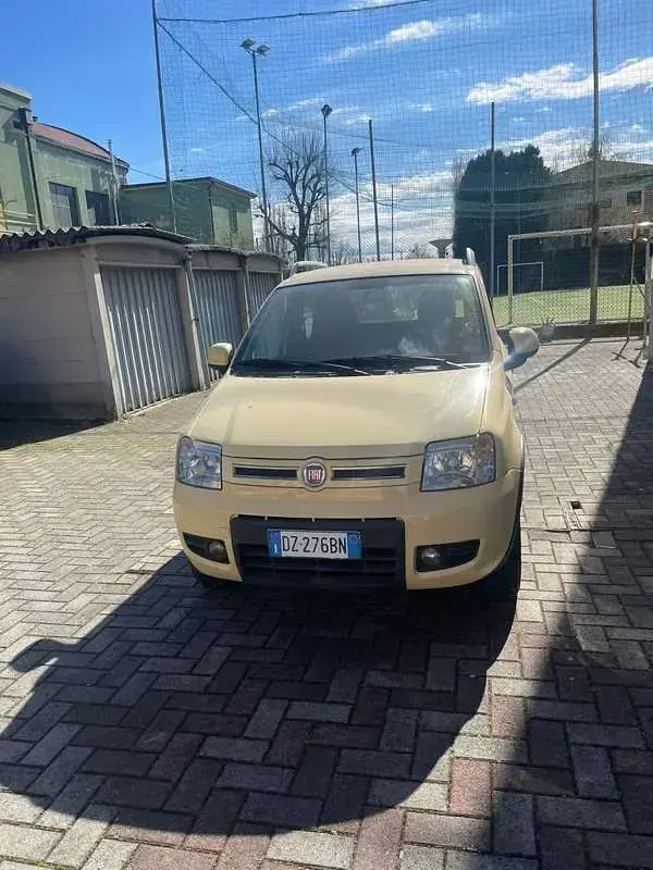 Usata Fiat Panda Dynamic 69 CV (50 kW) 2010 Utilitaria
