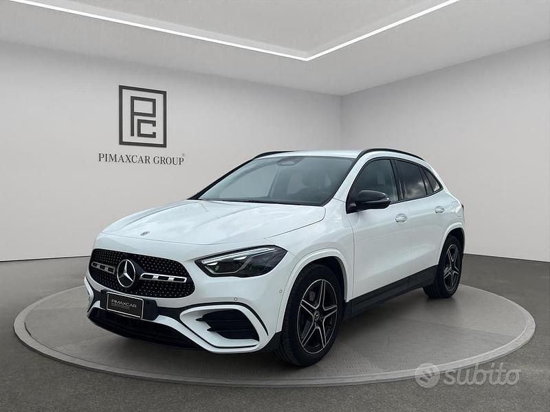 Usata Mercedes GLA200 AMG Line Premium 163 CV (119 kW) 2023 Bianco SUV
