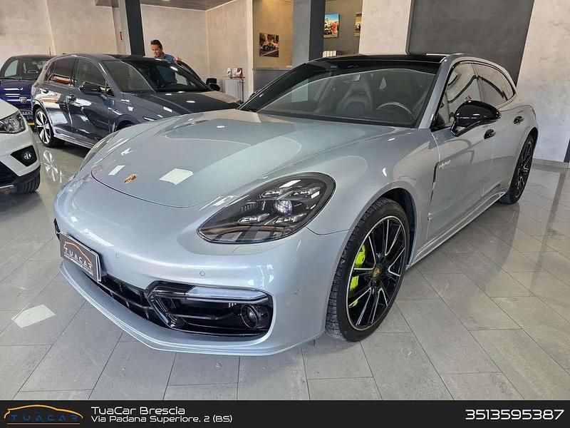 Usata Porsche Panamera Edition 330 CV (242 kW) 2020 Grigio Berlina