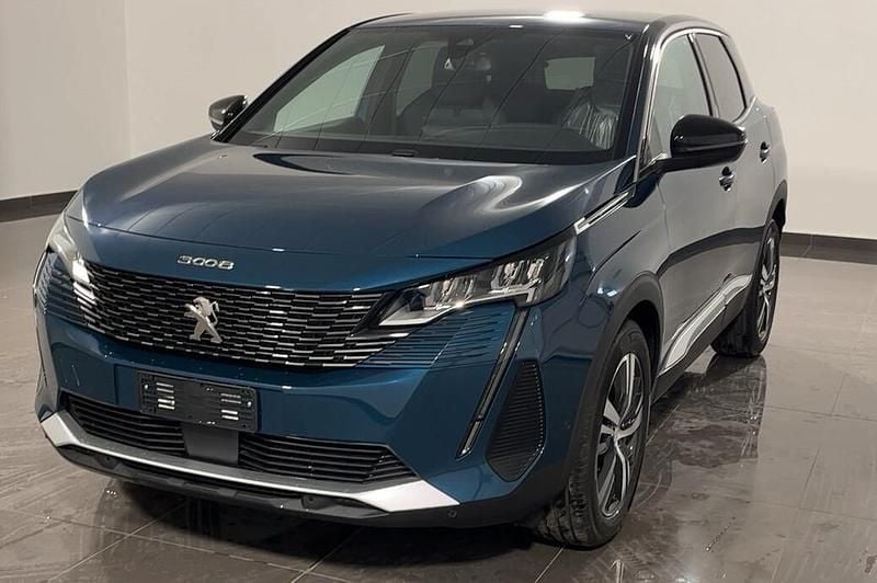 Usata Peugeot 3008 Allure 131 CV (96 kW) 2024 Blu SUV
