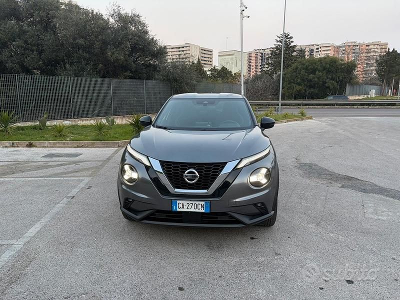 Usata Nissan Juke 117 CV (86 kW) 2020 Grigio SUV