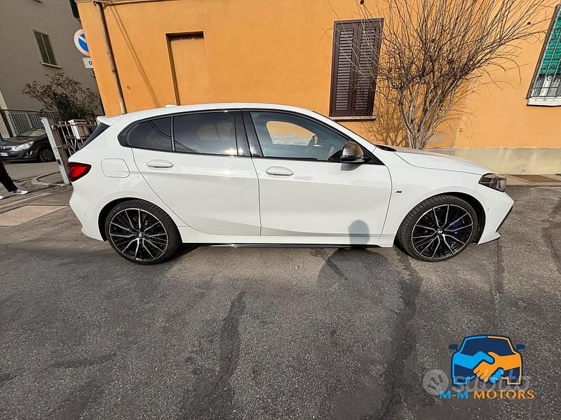 Usata BMW M135 Efficient Dynamics 306 CV (225 kW) 2020 Bianco Utilitaria