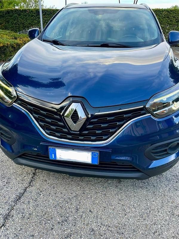 Usata Renault Kadjar Business 116 CV (85 kW) 2019 Blu SUV
