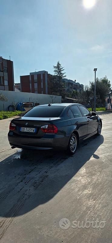 Usata BMW 320 Efficient Dynamics 163 CV (119 kW) 2006 Grigio Berlina