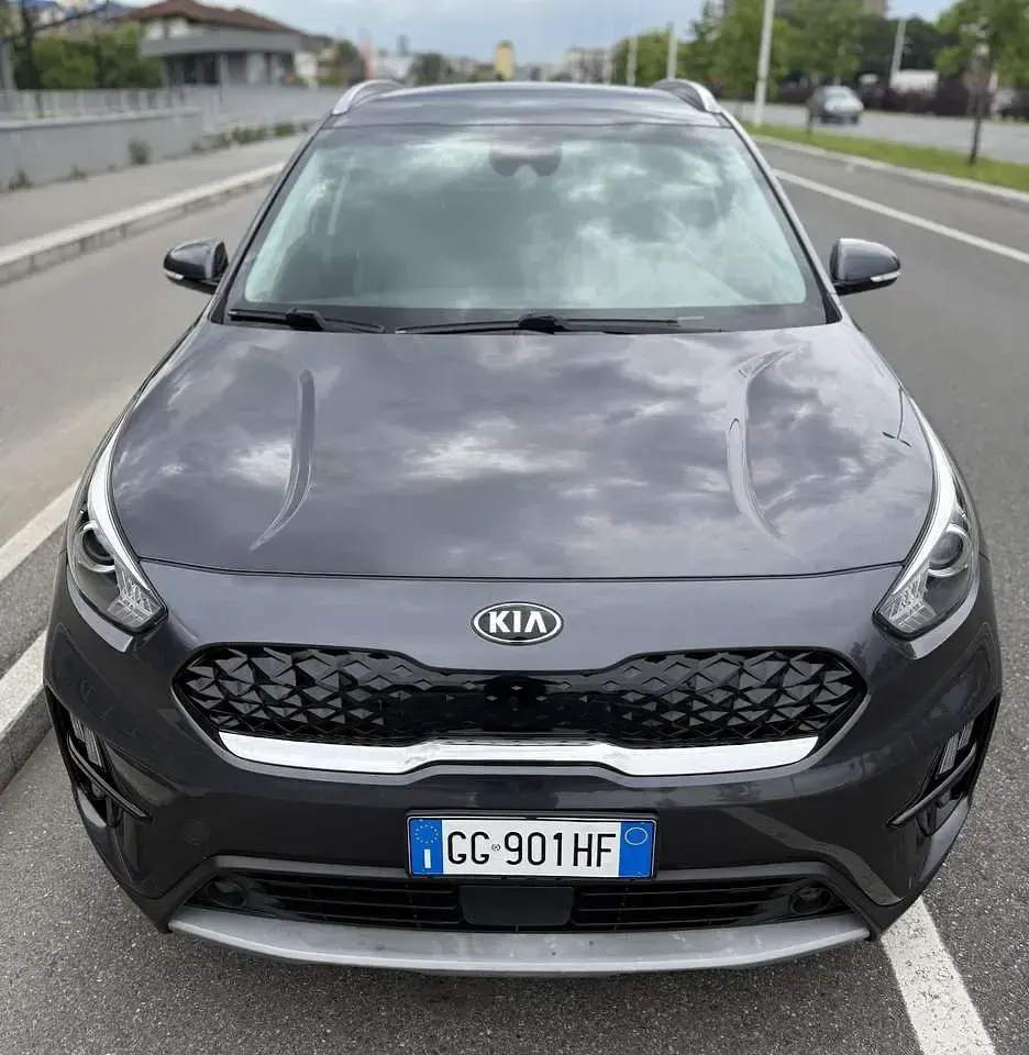 Usata Kia Niro Urban 105 CV (77 kW) 2021 Nero SUV