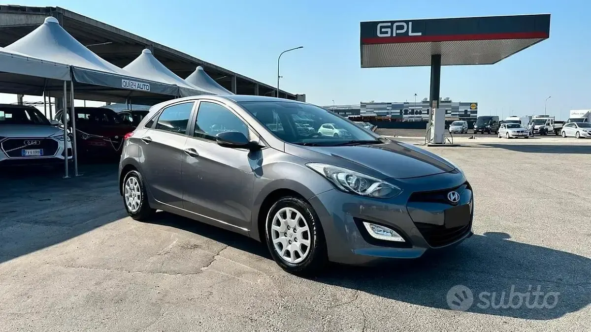 Usata Hyundai i30 110 CV (80 kW) 2013 Grigio Station wagon