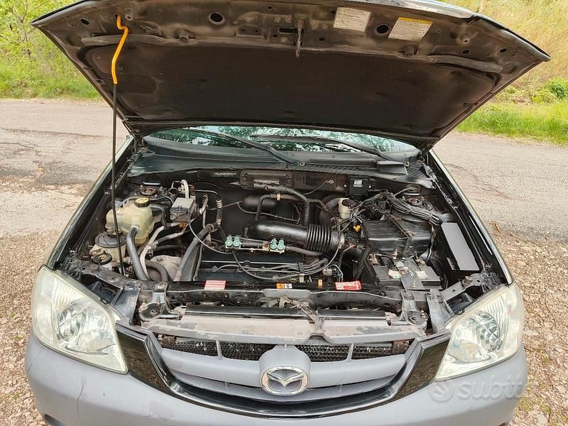 Usata Mazda Tribute 2005 Nero SUV