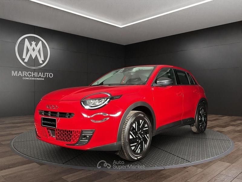 Nuova Fiat 600 101 CV (74 kW) 2026 Rosso SUV