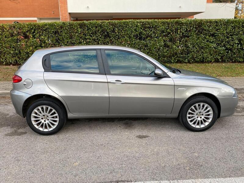 Usato 2008 Alfa Romeo 147 1.9 Diesel 150 CV (1.900 €)