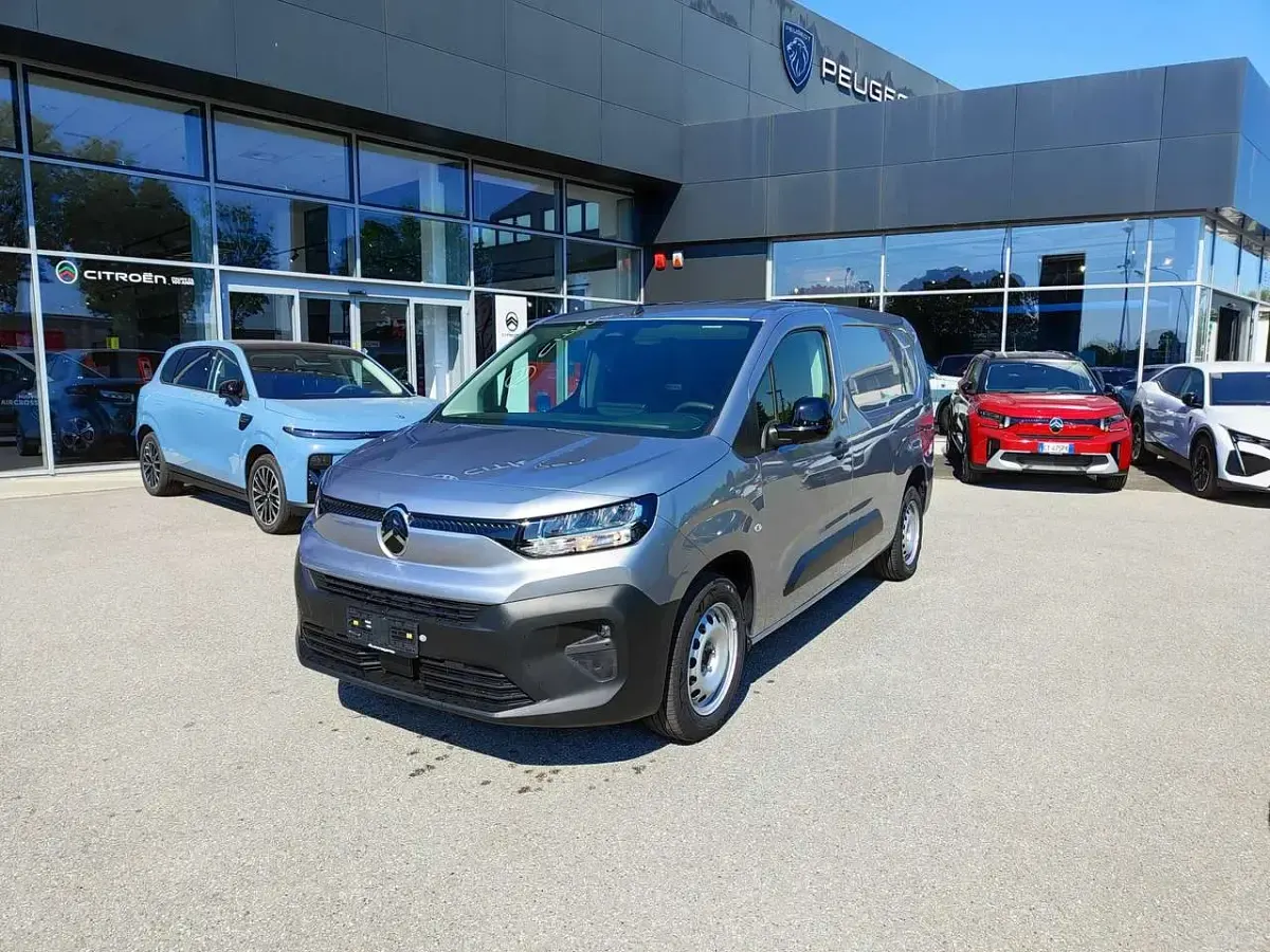 Nuova Citroën Berlingo Touch 102 CV (75 kW) 2026 Grigio artense Monovolume