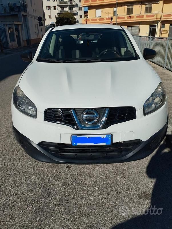 Usata Nissan Qashqai 115 CV (84 kW) 2011 Bianco SUV