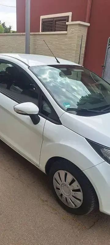 Usata Ford Fiesta Titanium 60 CV (44 kW) 2012 Berlina