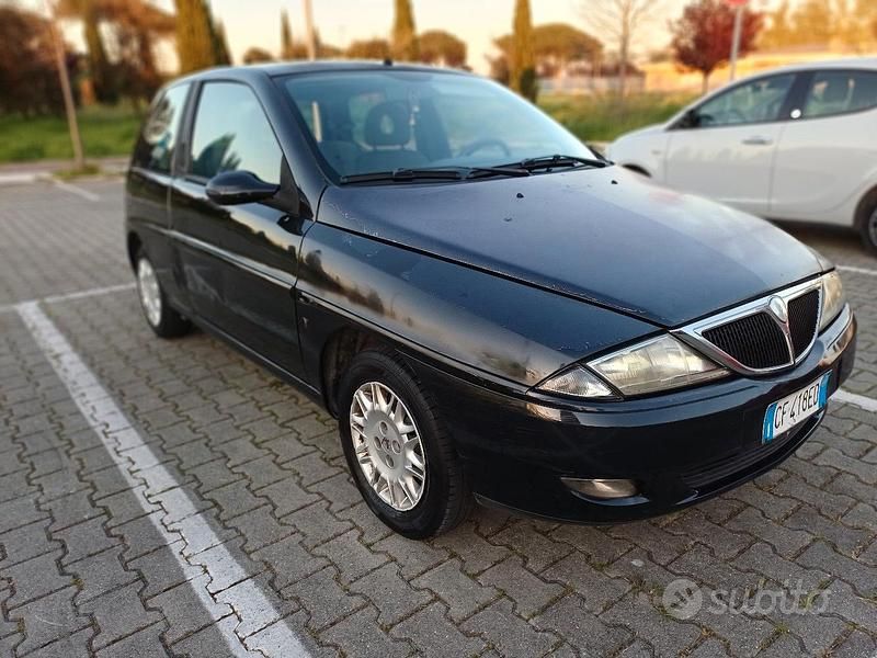 Usata Lancia Ypsilon 2003 Nero Utilitaria