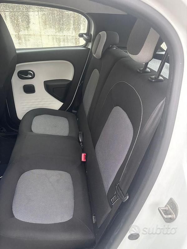 Usata Renault Twingo 75 CV (55 kW) 2016 Bianco Utilitaria