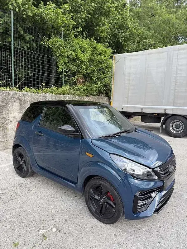 Usata Ligier JS50 2023 Blu/azzurro Utilitaria
